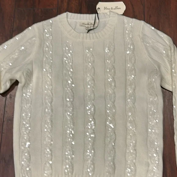 Vine & Love sequin sweater size small NWT - Picture 3 of 5